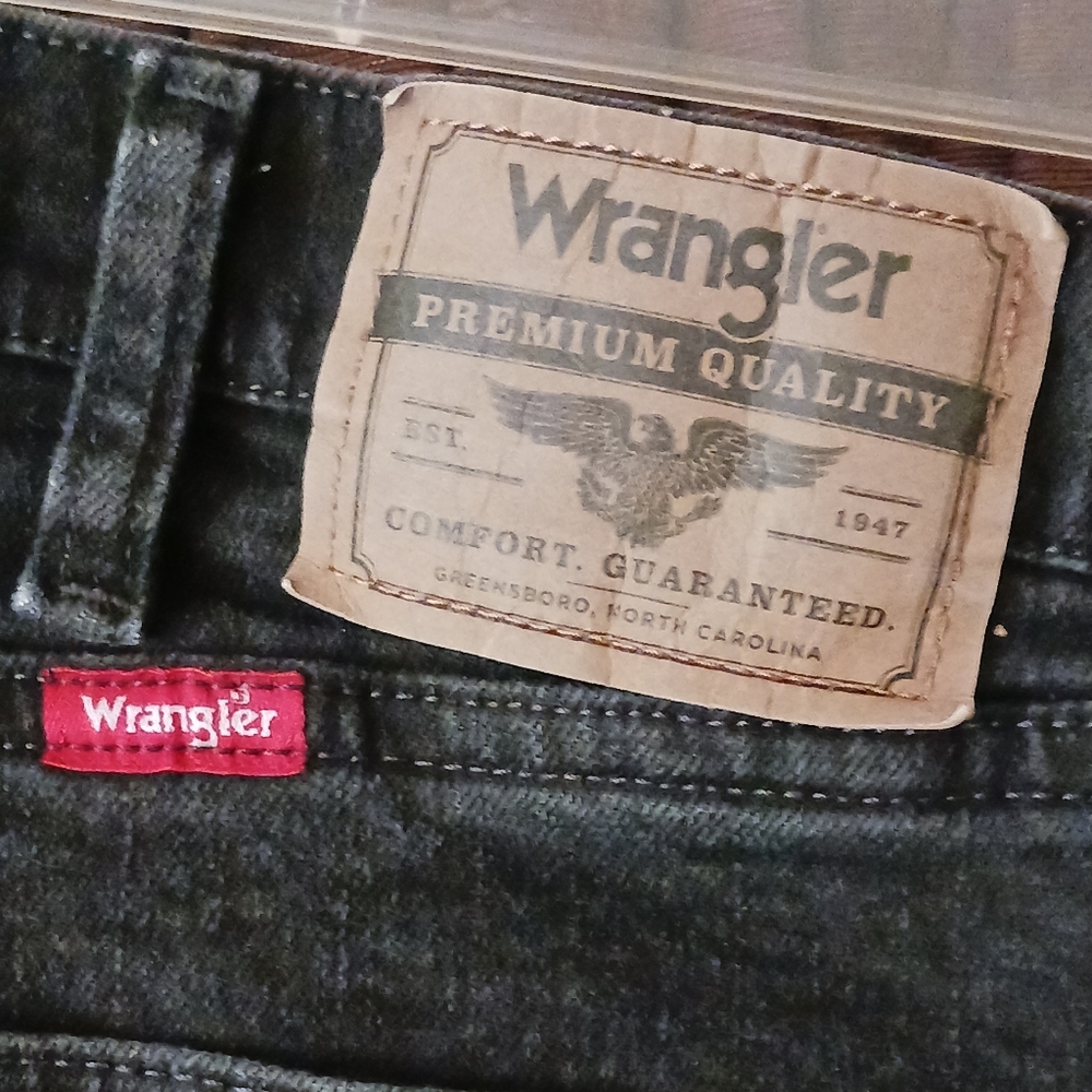 Wrangler - Picture 3 of 5